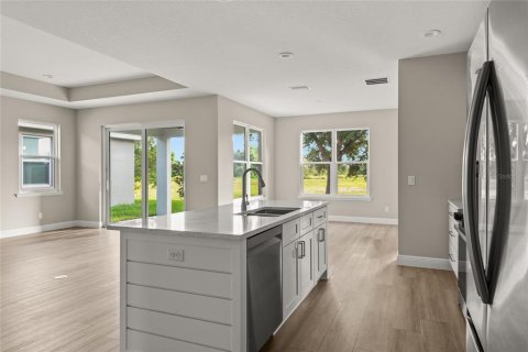 House in Groveland, Florida 4 bedrooms, 192.59 sq.m. № 2150021 - photo 8