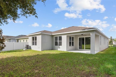 House in Groveland, Florida 4 bedrooms, 192.59 sq.m. № 2150021 - photo 23