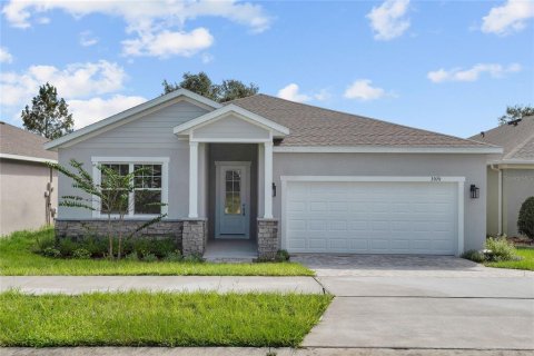 House in Groveland, Florida 4 bedrooms, 192.59 sq.m. № 2150021