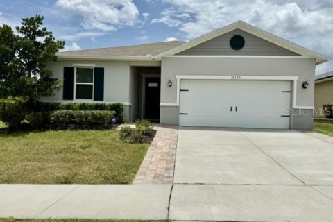 House in Clermont, Florida 4 bedrooms, 185.34 sq.m. № 2277841