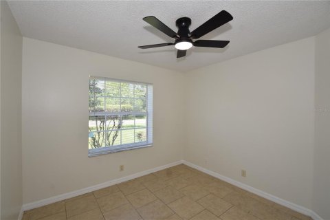 House in Palm Coast, Florida 3 bedrooms, 126.07 sq.m. № 2277314 - photo 4