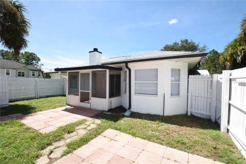 House in Palm Coast, Florida 3 bedrooms, 126.07 sq.m. № 2277314 - photo 23
