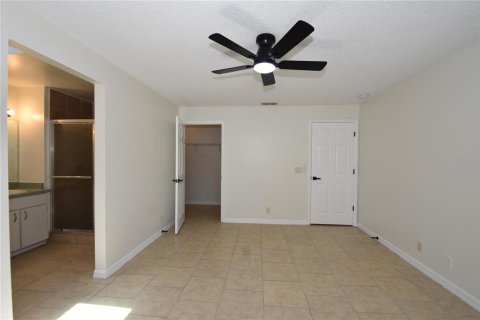 House in Palm Coast, Florida 3 bedrooms, 126.07 sq.m. № 2277314 - photo 15