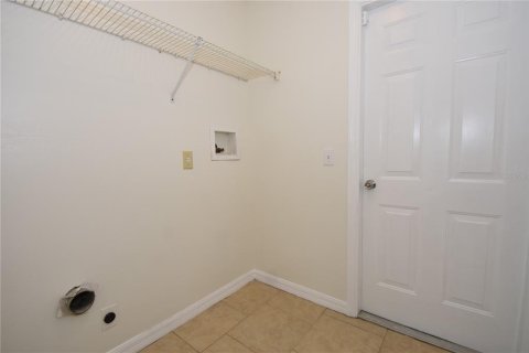 House in Palm Coast, Florida 3 bedrooms, 126.07 sq.m. № 2277314 - photo 21