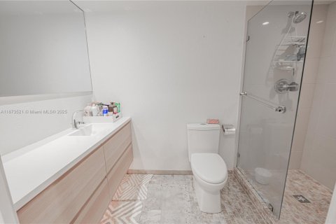 Condo in Hollywood, Florida, 2 bedrooms  № 1898111 - photo 24