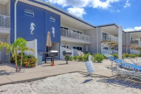 Condo in Longboat Key, Florida, 3 rooms № 2373213 - photo 17