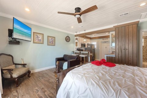 Condo in Longboat Key, Florida, 3 rooms № 2373213 - photo 14