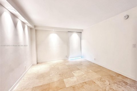 Condominio en venta en Aventura, Florida, 1 dormitorio, 68.84 m2 № 1897748 - foto 6