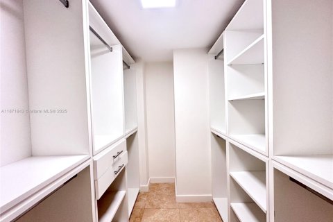 Condominio en venta en Aventura, Florida, 1 dormitorio, 68.84 m2 № 1897748 - foto 9