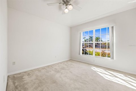 House in Land O' Lakes, Florida 4 bedrooms, 188.96 sq.m. № 1557686 - photo 26