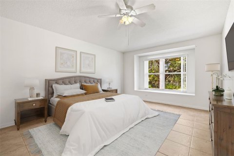 House in Land O' Lakes, Florida 4 bedrooms, 188.96 sq.m. № 1557686 - photo 8