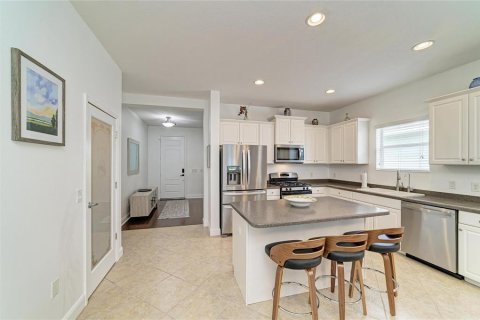 Villa ou maison à louer à Sarasota, Floride: 3 chambres, 162.02 m2 № 2116297 - photo 11