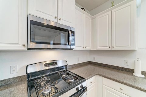 Villa ou maison à louer à Sarasota, Floride: 3 chambres, 162.02 m2 № 2116297 - photo 14