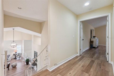 House in Orlando, Florida 4 bedrooms, 261.61 sq.m. № 2225628 - photo 25