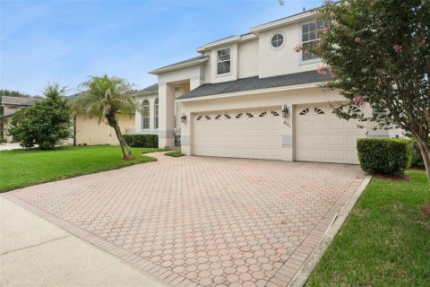 House in Orlando, Florida 4 bedrooms, 261.61 sq.m. № 2225628 - photo 5