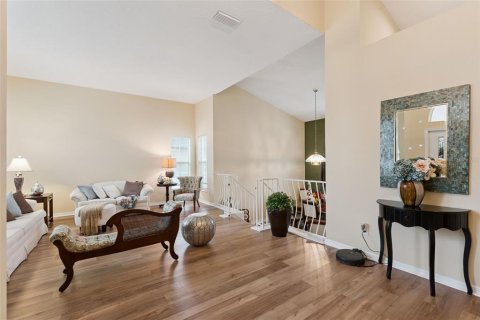 House in Orlando, Florida 4 bedrooms, 261.61 sq.m. № 2225628 - photo 11