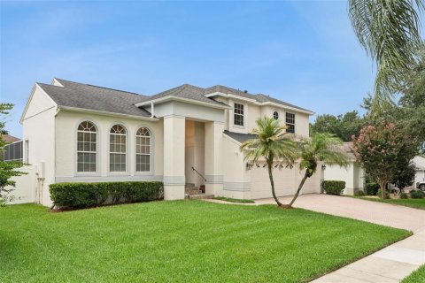 House in Orlando, Florida 4 bedrooms, 261.61 sq.m. № 2225628 - photo 4