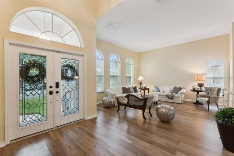 House in Orlando, Florida 4 bedrooms, 261.61 sq.m. № 2225628 - photo 7