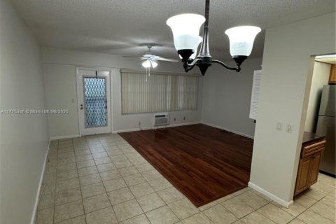 Condo in Boca Raton, Florida, 1 bedroom  № 1955945 - photo 2