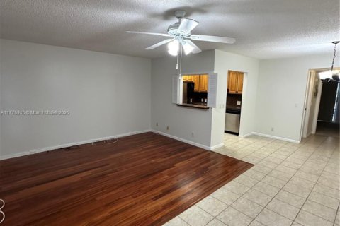 Condo in Boca Raton, Florida, 1 bedroom  № 1955945 - photo 3