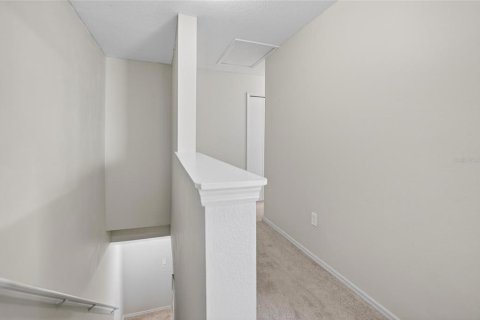 Townhouse in Brandon, Florida 3 bedrooms, 126.53 sq.m. № 2202957 - photo 20