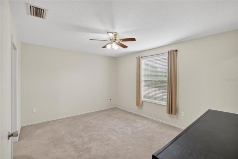 Townhouse in Brandon, Florida 3 bedrooms, 126.53 sq.m. № 2202957 - photo 21