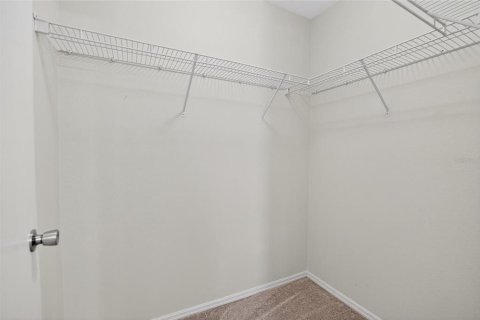 Townhouse in Brandon, Florida 3 bedrooms, 126.53 sq.m. № 2202957 - photo 25