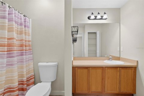 Townhouse in Brandon, Florida 3 bedrooms, 126.53 sq.m. № 2202957 - photo 26
