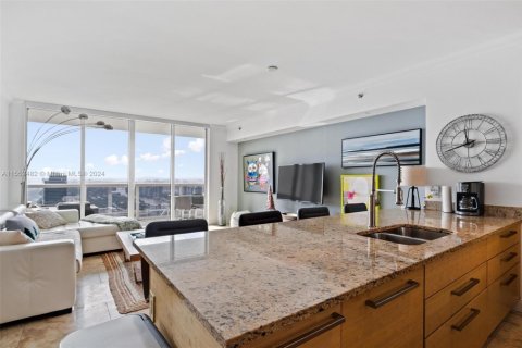 Copropriété à louer à Hallandale Beach, Floride: 1 chambre, 75.34 m2 № 1073949 - photo 5