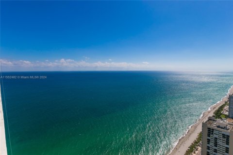 Copropriété à louer à Hallandale Beach, Floride: 1 chambre, 75.34 m2 № 1073949 - photo 21