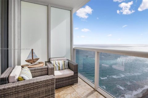 Copropriété à louer à Hallandale Beach, Floride: 1 chambre, 75.34 m2 № 1073949 - photo 15