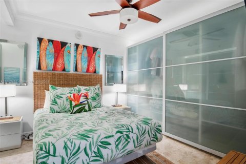 Copropriété à louer à Hallandale Beach, Floride: 1 chambre, 75.34 m2 № 1073949 - photo 11