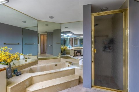 Condominio en alquiler en Saint Pete Beach, Florida, 3 dormitorios, 208.1 m2 № 2205657 - foto 19