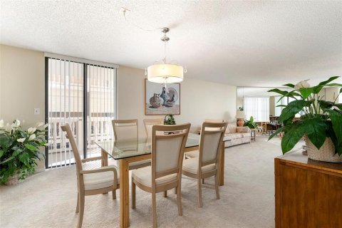 Condominio en alquiler en Saint Pete Beach, Florida, 3 dormitorios, 208.1 m2 № 2205657 - foto 10