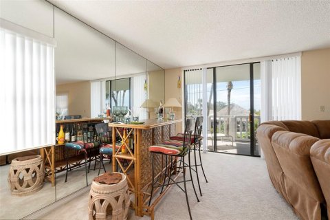 Condominio en alquiler en Saint Pete Beach, Florida, 3 dormitorios, 208.1 m2 № 2205657 - foto 7