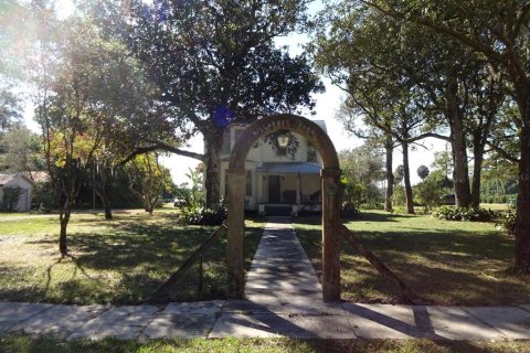 Casa en venta en Pierson, Florida, 4 dormitorios, 271.83 m2 № 840809 - foto 2