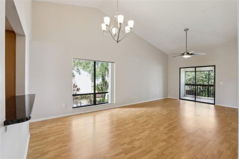 Condo in Orlando, Florida, 2 bedrooms  № 2151006 - photo 6