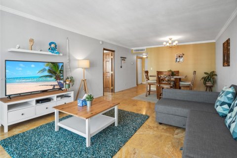 Купить кондоминиум в Халландейл-Бич, Флорида 1 спальня, 92.9м2, № 2012913 - фото 6