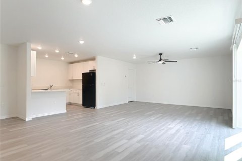 Casa en venta en North Port, Florida, 3 dormitorios, 148.64 m2 № 2196074 - foto 9