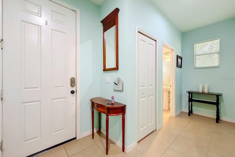 House in Orlando, Florida 4 bedrooms, 226.59 sq.m. № 2215813 - photo 3