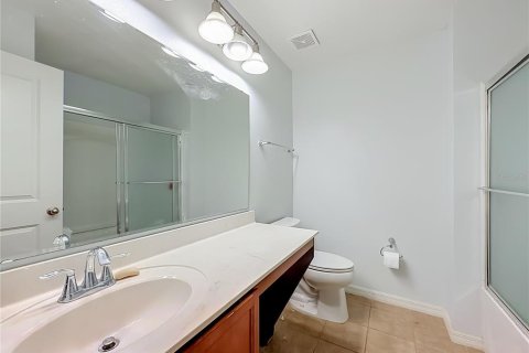 House in Orlando, Florida 4 bedrooms, 226.59 sq.m. № 2215813 - photo 28