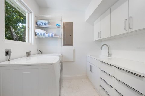 Villa ou maison à vendre à Boca Grande, Floride: 8 chambres, 538.09 m2 № 2425553 - photo 27
