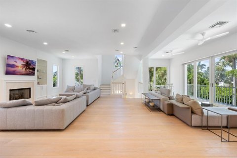 Villa ou maison à vendre à Boca Grande, Floride: 8 chambres, 538.09 m2 № 2425553 - photo 16