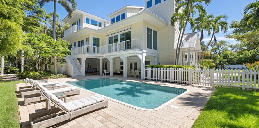 Villa ou maison à Boca Grande, Floride 8 chambres, 538.09 m2 № 2425553
