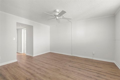 Copropriété à louer à Saint Petersburg, Floride: 1 chambre, 85.93 m2 № 2209893 - photo 17