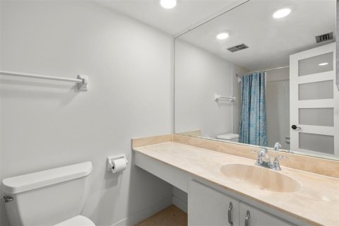 Copropriété à louer à Saint Petersburg, Floride: 1 chambre, 85.93 m2 № 2209893 - photo 18