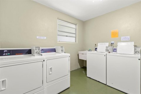 Copropriété à louer à Saint Petersburg, Floride: 1 chambre, 85.93 m2 № 2209893 - photo 21
