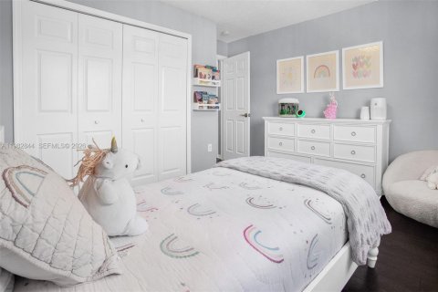 Купить виллу или дом в Катлер-Бей, Флорида 4 спальни, 158.4м2, № 2052493 - фото 23