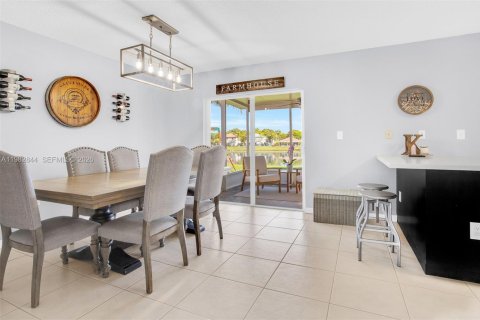 Купить виллу или дом в Катлер-Бей, Флорида 4 спальни, 158.4м2, № 2052493 - фото 14