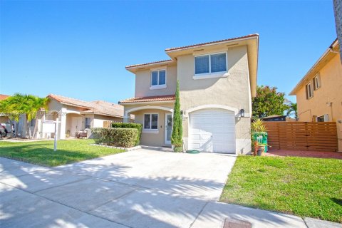 Купить виллу или дом в Катлер-Бей, Флорида 4 спальни, 158.4м2, № 2052493 - фото 8